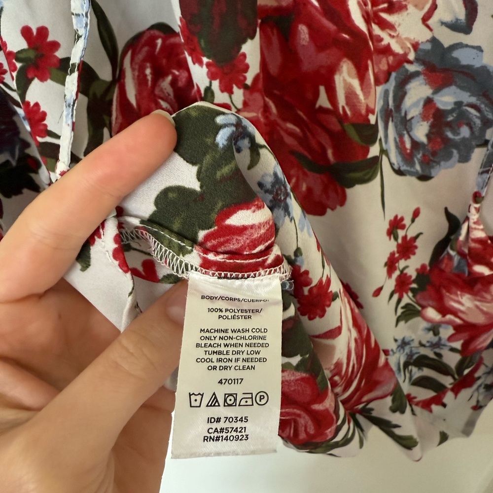 LOFT Floral Blouse - Picture 4 of 5
